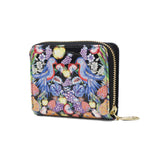 ツモリチサト 二つ折り財布 レディース ブランド 本革 tsumori chisato CARRY 財布 可愛い 小銭入れあり 女性 おしゃれ コンパクト プリント 刺繍 エナメルレザー 羊革 日本製 tcアニマル 折り財布 57936