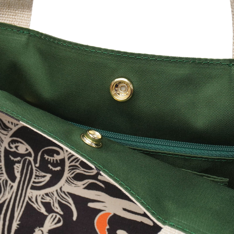 ツモリチサト トートバッグ レディース 布 A4 tsumori chisato CARRY バッグ 軽量 ブランド スクエア おしゃれ かわいい ロゴ トートバッグL トート プリント イラスト 柄 日本製 サボテンと太陽 50786