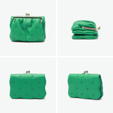 ツモリチサト 二つ折り財布 レディース 財布 がま口 tsumori chisato CARRY ブランド 女性 おしゃれ かわいい ミドルウォレット コンパクト 折り財布 二つ折り 猫 ハート 刺繍 ラム革 本革 日本製 ぷちネコ 57886