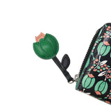 ツモリチサト 二つ折り財布 レディース ブランド tsumori chisato CARRY 財布 本革 レザー かわいい 折財布 小銭入れあり コンパクト 豚革 日本製 ファスナー 花柄 おしゃれ フランソワーズ ラウンド折財布 56010