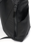 [真正的日本產品]男女學校的North Face Back Pack Pack north Face輕巧的小型成人時尚品牌休閒16L PC A4筆記本電腦Pyrenees背包NM82506