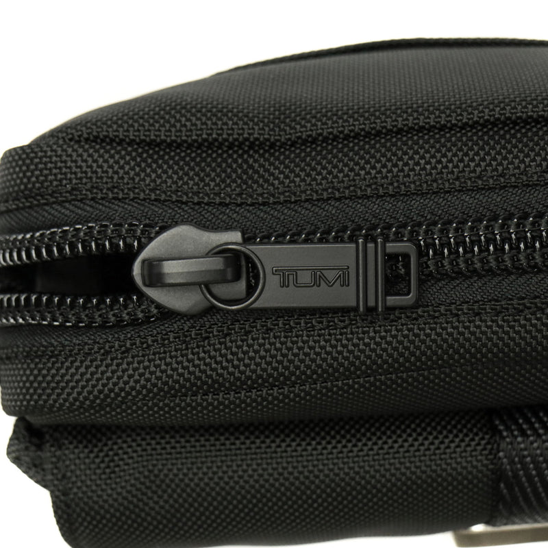 【正規品5年保証】 トゥミ ショルダーバッグ メンズ TUMI 斜めがけ 小さめ ブランド ナイロン かっこいい ミニショルダー バッグ タテ型 A5 Alpha Bravo 「ジュニア」クロスボディ 0232709