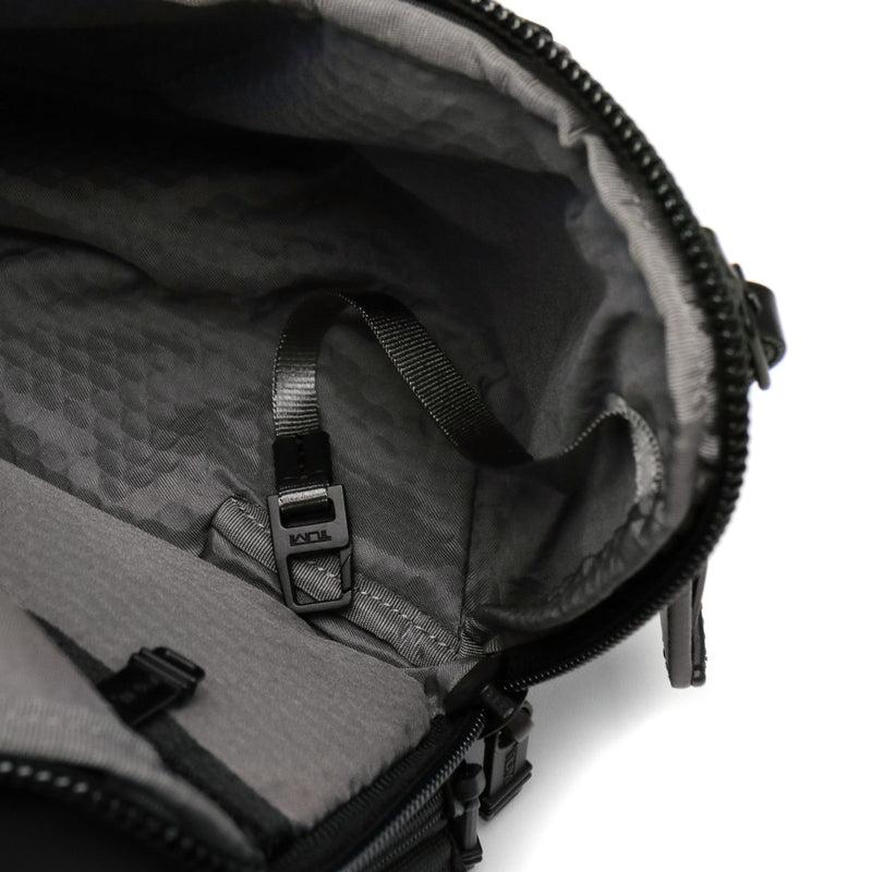 【正規品5年保証】 トゥミ ボディバッグ メンズ ワンショルダー TUMI ブランド 斜めがけ ショルダー スリングバッグ オシャレ シンプル カジュアル 縦型 タテ A5 Alpha Bravo 「プラトーン」スリング 0232799