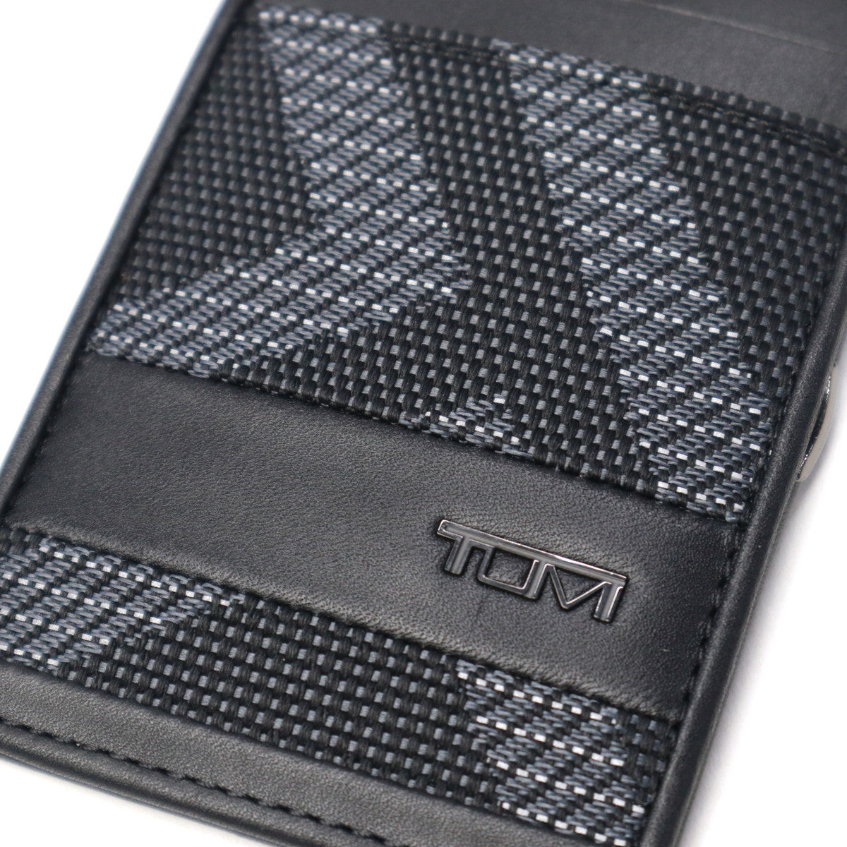 正規品2年保証】 トゥミ IDケース メンズ 首掛け ブランド TUMI ID