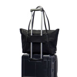 【正規品5年保証】 トゥミ トートバッグ レディース 大きめ 通勤 A4 TUMI 軽量 上品 ビジネス デイリー 旅行 トラベル 耐久性 肩掛け おでかけ キャリーオン 通勤バッグ 無地 ナイロン Voyageur Qトート 0196720