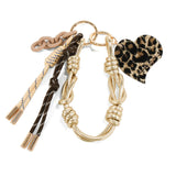 【正規品】 ヴィオラドーロ キーホルダー チャーム アクセサリー かわいい 鍵 VIOLAd'ORO レディース キーチャーム 大人 ブランド おしゃれ バッグチャーム アクリル ハート レオパード カラビナ パラコード BIANCA V-5078