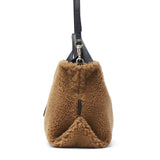 【正規品】 ヴィオラドーロ トートバッグ レディース ふわふわ もこもこ バッグ VIOLAd'ORO ブランド 大人 女性 おしゃれ 2WAY ショルダー ハンドル 軽量 軽い 小さめ B5 ELMO エコムートン 2WAYトート V-8773