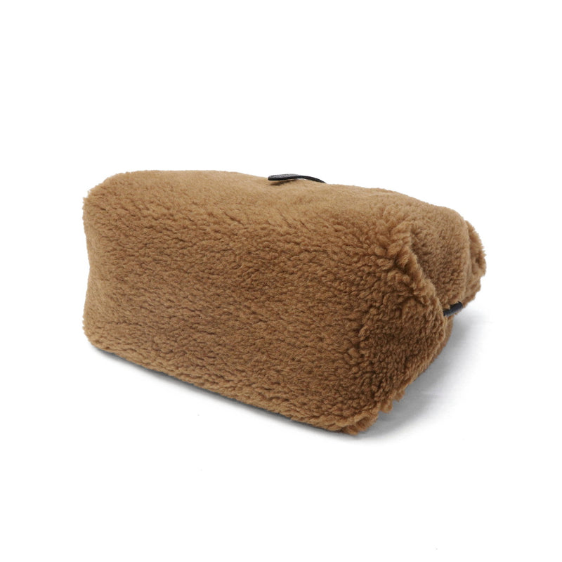 【正規品】 ヴィオラドーロ トートバッグ レディース ふわふわ もこもこ バッグ VIOLAd'ORO ブランド 大人 女性 おしゃれ 2WAY ショルダー ハンドル 軽量 軽い 小さめ B5 ELMO エコムートン 2WAYトート V-8773