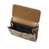 エックスガール 三つ折り財布 レディース かわいい 女子高生 ブランド X-girl 財布 折り財布 ウォレット コンパクト 黒 ブラック 三つ折り 小さめ ミニ MILLS LOGO FAUX LEATHER MINI WALLET 105253054012