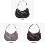 ヤーキ ハンドバッグ レディース 小さめ YAHKI バッグ 軽量 軽い ブランド コンパクト ミニ 上品 大人 おしゃれ かわいい シンプル キルティング ハーフムーン フェイクレザー FAKE LEATHER HAND BAG YH-745