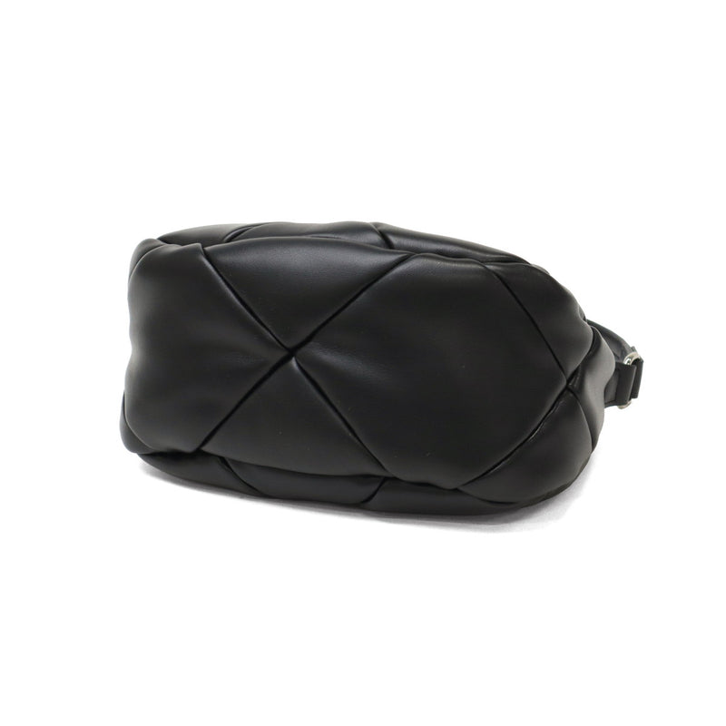 ヤーキ ハンドバッグ レディース 小さめ YAHKI バッグ 軽量 軽い ブランド コンパクト ミニ 上品 大人 おしゃれ かわいい シンプル キルティング ハーフムーン フェイクレザー FAKE LEATHER HAND BAG YH-745