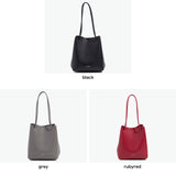 ヤーキ ショルダーバッグ レディース 軽量 YAHKI バッグ 小さめ コンパクト 斜めがけ 大人 上品 ブランド ショルダー クロスボディ ハンドバッグ 肩掛け おしゃれ 2WAY SHRINK SOFT W FACE CROSSBODY BAG YH-749