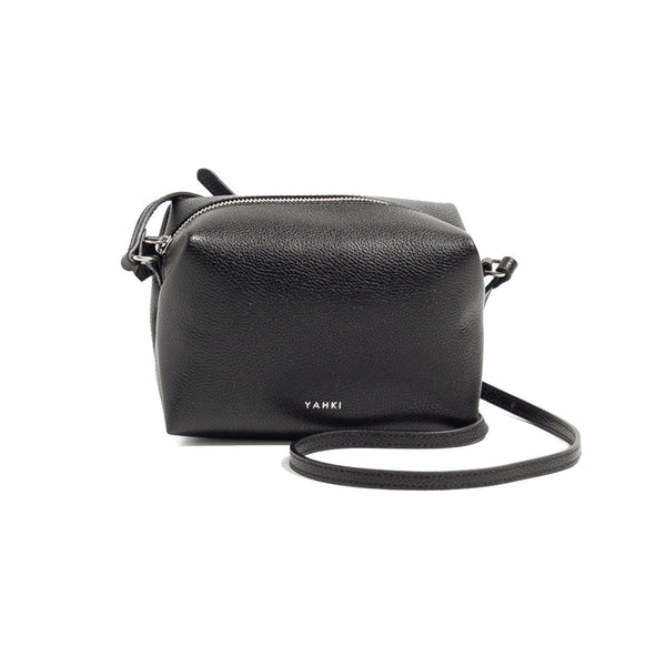 ヤーキ ショルダーバッグ レディース 軽量 YAHKI バッグ 小さめ コンパクト ミニ 斜めがけ 大人 上品 ブランド ショルダー クロスボディ レザー 革 おしゃれ シンプル SHRINK SOFT W FACE CROSSBODY BAG YH-751