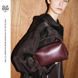 ヤーキ ショルダーバッグ レディース 斜めがけ YAHKI バッグ 軽量 小さめ コンパクト ミニ ブランド 大人 ショルダー 手持ち クロスボディ 革 レザー おしゃれ シンプル 2WAY SOFT W FACE CROSSBODY BAG YH-753