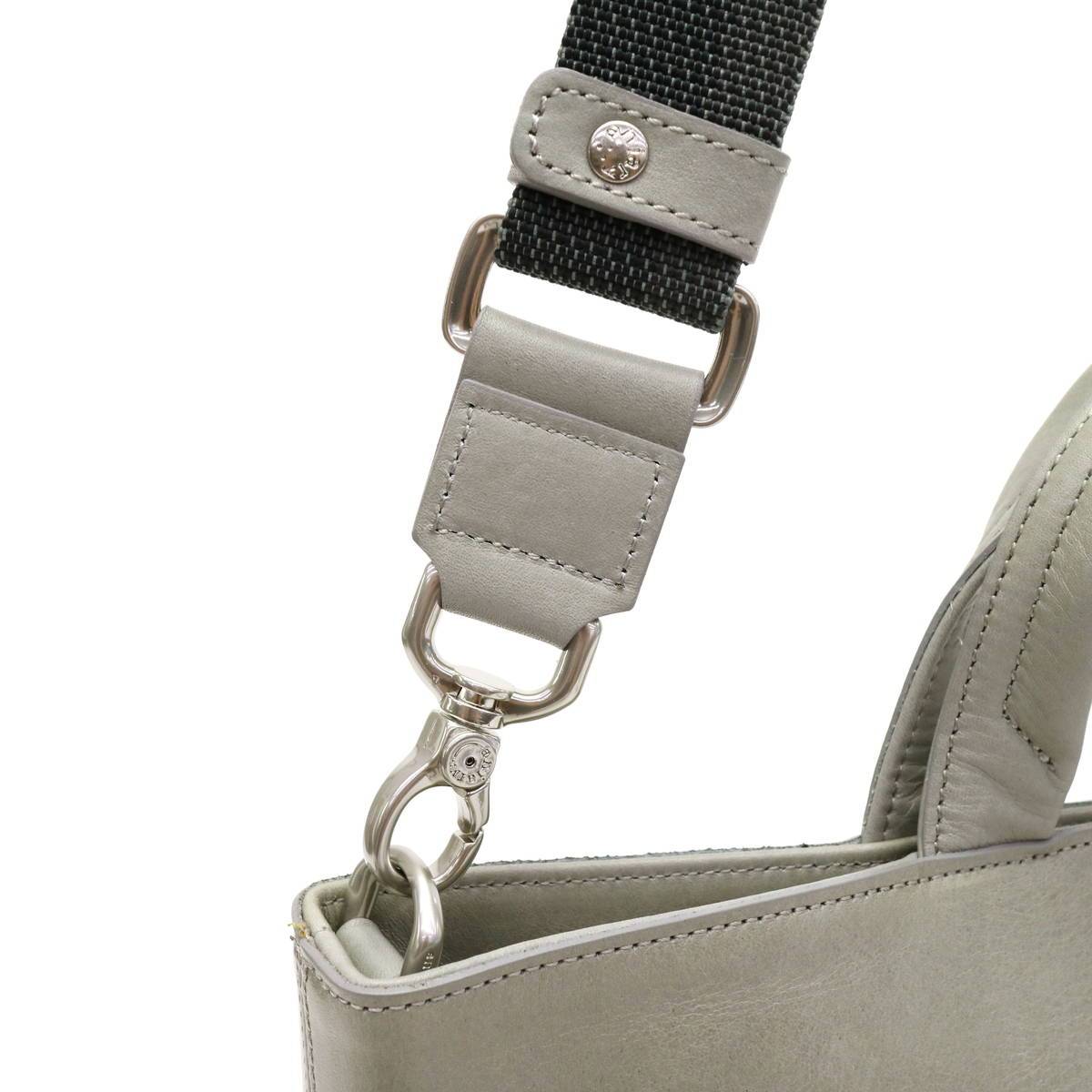 アニアリ　aniary ビジネスバッグ　2way レザー　ショルダーバッグ　美品 aniary アニアリ Antique Leather アンティークレザー 2WAY