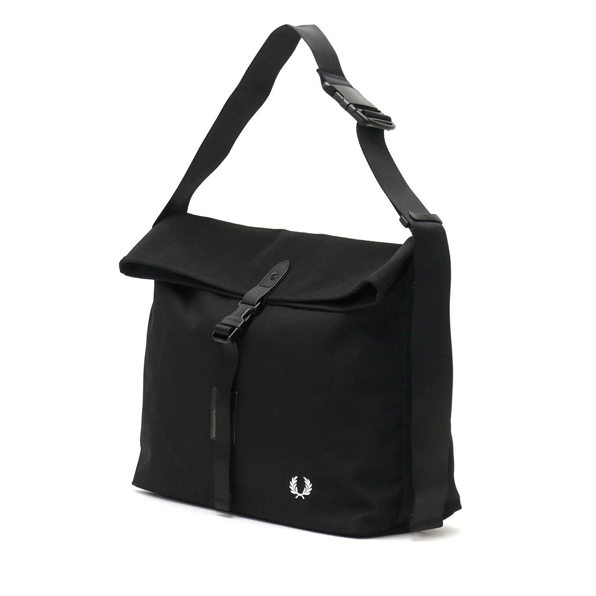 FRED PERRY フレッドペリー SHOULDER BAG ショルダーバッグ F9585