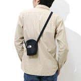 [日本真正】的北面的北面肩包肩带行政协调会的口袋袋0.7L男子女倾斜的挂轻轻肩带附件的口袋里NM91552
