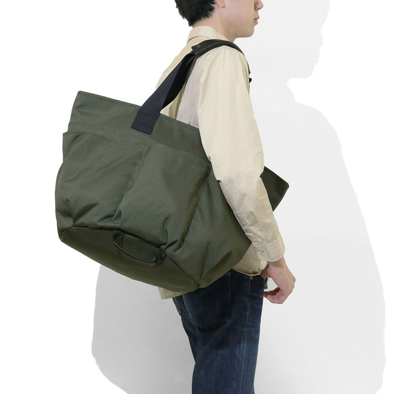 標準供應袋 TRIPPER 手提包 大 大容量 旅行 旅行 簡單 中性 男士 女士 實用程式 TOTE L。